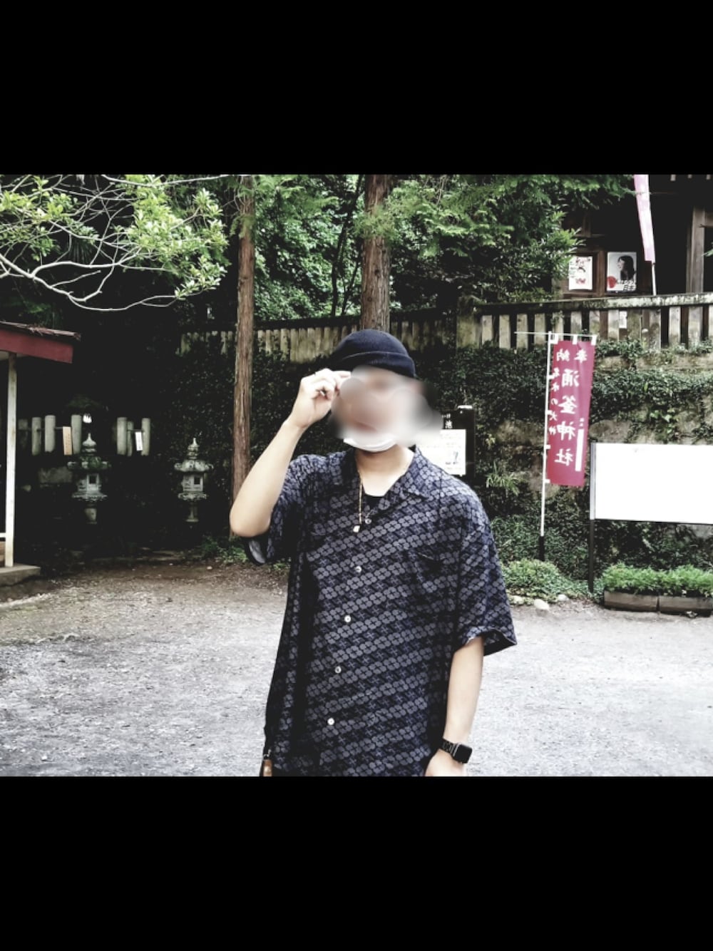 「Aphroditegang」｜「RACALのロールニットキャップ / Knit cap（ニットキャップ/ビーニー、ブラック系）」を使った、238さん（メンズ・176cm）の秋コーディネートの1枚目の写真