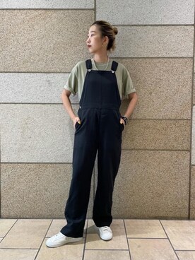 「Tシャツ/カットソー」｜「アイテム（サロペット/オーバーオール）」を使った、YOSHIDA MAYUさん（レディース・162cm）の夏コーディネート