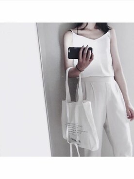 張羽晴さんのコーディネート