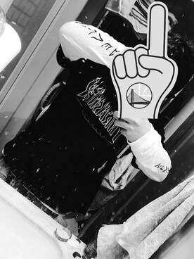 「THRASHER（スラッシャー）のアイテム（Tシャツ/カットソー、ブラック系）」を使った、かわはらさん（メンズ）の夏コーディネート