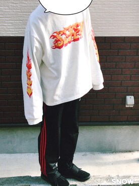 「studio sevenのアイテム（スウェット、ホワイト系）」を使った、昇吾さん（メンズ・181cm）の冬コーディネート