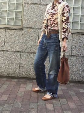 「大人古着」｜「アイテム（デニムパンツ）」を使った、rkmmさん（レディース・163cm）の春コーディネート