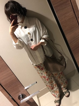「merlot plus（メルロープリュス）のモチーフボタンブラウス2961（シャツ/ブラウス、ホワイト系）」を使った、china＊さん（レディース・153cm）の春コーディネート