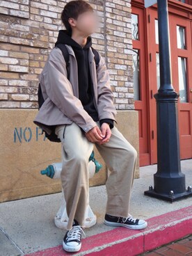 「CONVERSE（コンバース）のCONVERSE コンバース オール スター オックス / ALL STAR OX(BLACK) 32160321（スニーカー）」を使った、reさん（メンズ・178cm・20代）の春コーディネート