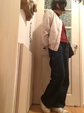 「リブニット」｜「アイテム（ミリタリージャケット）」を使った、シオンさん（レディース・158cm）の秋コーディネート