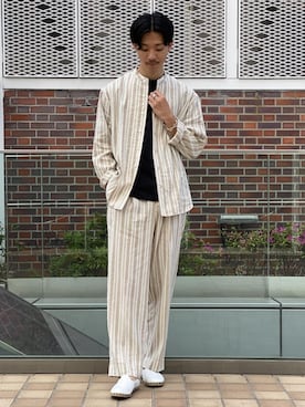 ADAM ET ROPE' HOMME STAFFさん（メンズ・176cm）の春コーディネート