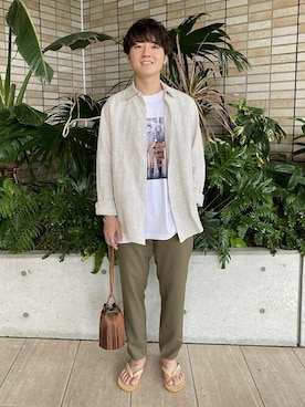 ADAM ET ROPE' HOMME STAFFさん（メンズ・172cm）の夏コーディネート