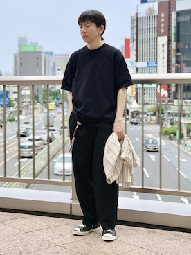 「Hanes」｜「アイテム（スラックス）」を使った、ADAM ET ROPE' HOMME STAFFさん（メンズ・168cm）の夏コーディネート