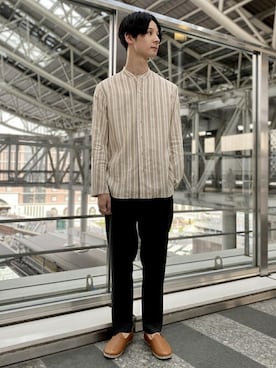 「アイテム（スリッポン）」を使った、ADAM ET ROPE' HOMME STAFFさん（メンズ・178cm）の夏コーディネート