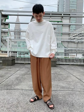 ADAM ET ROPE' HOMME STAFFさん（メンズ・174cm）の夏コーディネート