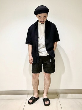ADAM ET ROPE' HOMME STAFFさん（メンズ・169cm）の夏コーディネート