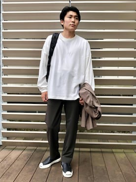 「モノトーン」｜ADAM ET ROPE' HOMME STAFFさん（メンズ・169cm）の秋コーディネート