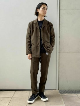 「Gramicci（グラミチ）のアイテム（ジャケット/アウター）」を使った、ADAM ET ROPE' HOMME STAFFさん（メンズ・173cm）の秋コーディネート