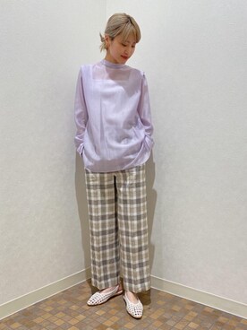 「BEAUTY&YOUTH UNITED ARROWS（ビューティーアンドユースユナイテッドアローズ）のBY∴ 麻ブレンドチェックサイドゴムパンツ -ウォッシャブル-（その他パンツ、グリーン系）」を使った、Yuri Katouさん（レディース・162cm）の春コーディネート