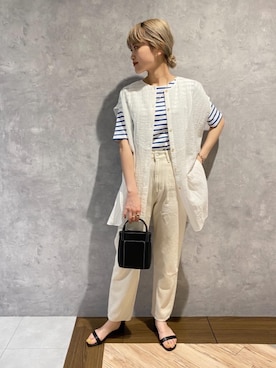 「BEAUTY&YOUTH UNITED ARROWS（ビューティーアンドユースユナイテッドアローズ）のBY∴ ミニスクエアステッチショルダーバッグ（ショルダーバッグ、ブラック系）」を使った、Yuri Katouさん（レディース・162cm）の春コーディネート