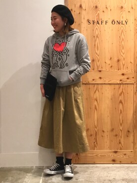 「coenスタッフスタイリング」｜「アイテム（ハンチング/ベレー帽）」を使った、coen ふかすさん（レディース・164cm）の冬コーディネート