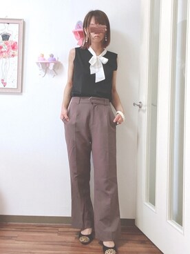 「one after another NICE CLAUP（ワンアフターアナザーナイスクラップ）のアイテム（スラックス、ブラウン系）」を使った、yukaさん（レディース・155cm）の夏コーディネート
