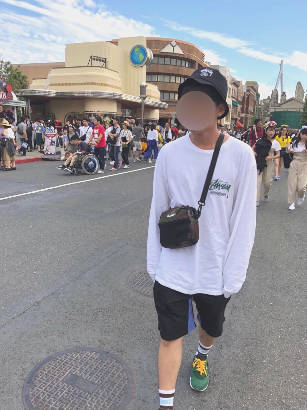 「stussy、XLARGE®、nikeid」｜「STUSSYのKids Stock Lock Bucket Hat（ハット、ブラック系）」を使った、あ   す   かさん（メンズ・171cm）の秋コーディネートの1枚目の写真