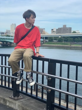 「BALENCIAGA」｜「アイテム（チノパンツ）」を使った、のなか しょうごさん（メンズ・172cm）の夏コーディネート