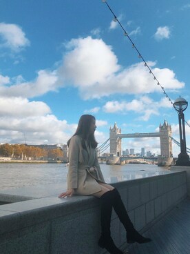 「STUART WEITZMAN（スチュアートワイツマン）のアイテム（ブーツ）」を使った、shirleyyyeeさん（レディース・162cm）の冬コーディネート