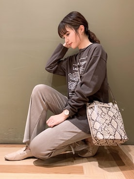 「Furryrate（ファーリーレート）のアイテム（パンツ）」を使った、marinaさん（レディース・158cm）の秋コーディネート