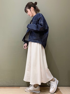 「シャツワンピ」｜「アイテム（ノーカラージャケット）」を使った、marinaさん（レディース・158cm）の春コーディネート