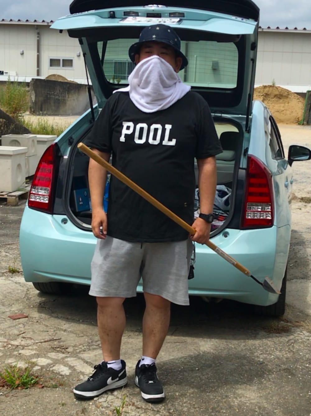 「夏、uniform experiment、POOL、NIKE、COMME des GARCONS、supreme、G-SHOCK、AF1、でぶ、デブでもオシャレ」｜「the POOL aoyamaのアイテム（Tシャツ/カットソー、ブラック系）」を使った、壱さん（メンズ・171cm）の夏コーディネートの1枚目の写真