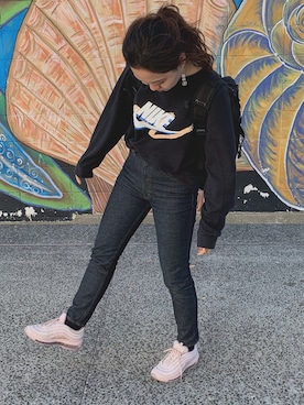「MOUSSY（マウジー）のMVS SKINNY（デニムパンツ）」を使った、ゆうりさん（レディース・162cm）の春コーディネート