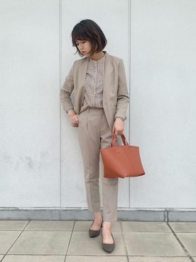 「green label relaxing（グリーンレーベルリラクシング）のポインテッド プレーン パンプス(5cmヒール)（パンプス、グレー系）」を使った、morita_rさん（レディース・160cm）の秋コーディネート