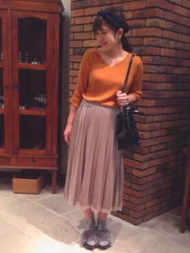 「ベロアスカート」｜「アイテム（サンダル）」を使った、みささん（レディース・158cm）の秋コーディネート
