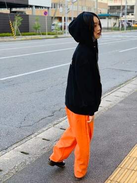 「X-girl（エックスガール）のWIDE TAPERED PANTS（その他パンツ）」を使った、Emiruさん（レディース・165cm）の秋コーディネート