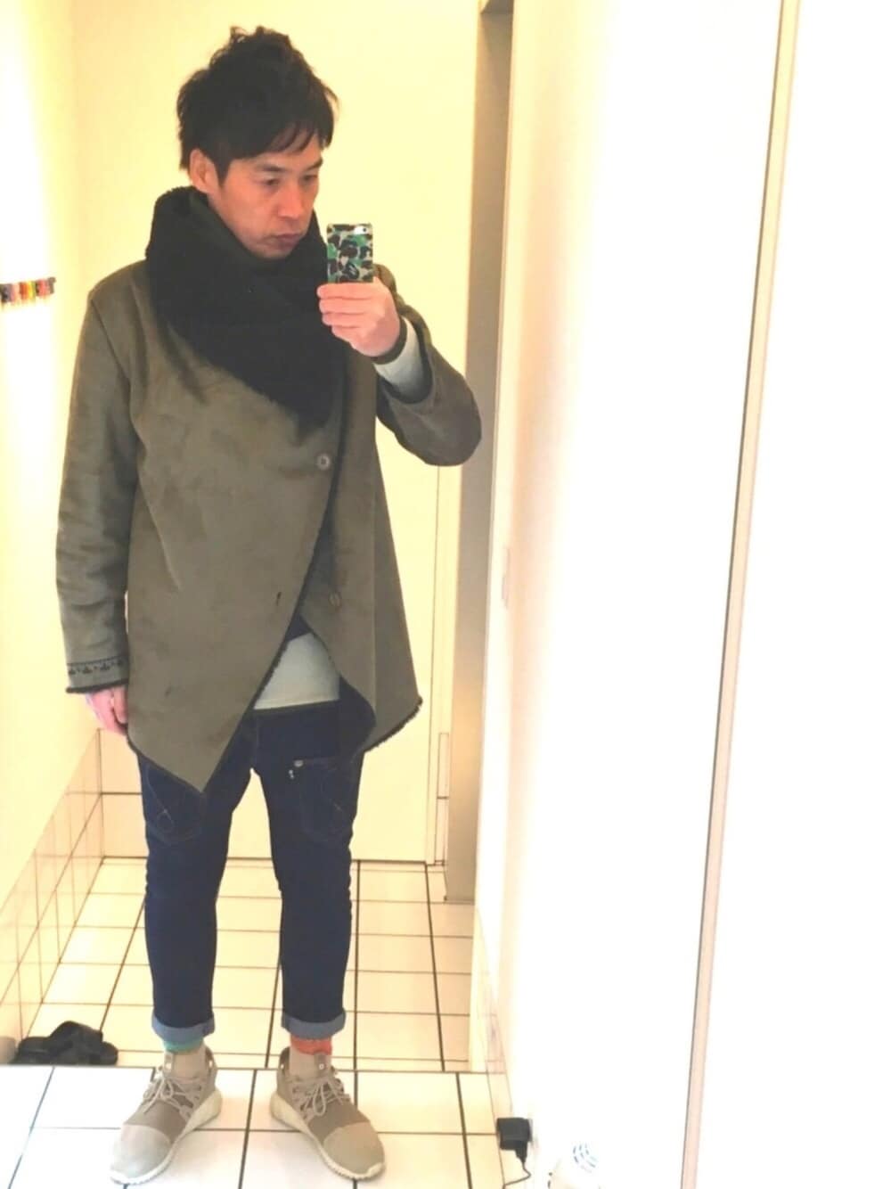 「A BATHING APE、チャイハネ、UNIQLO、mercibeaucoup,、adidas originals、水道橋博士、ジェロムレバンナ、RIZIN」｜「チャイハネの【チャイハネ】フェイクムートンMEN'Sコート（ムートンコート、グリーン系）」を使った、流山ＲＥＤＳさん（メンズ・180cm）の冬コーディネートの1枚目の写真