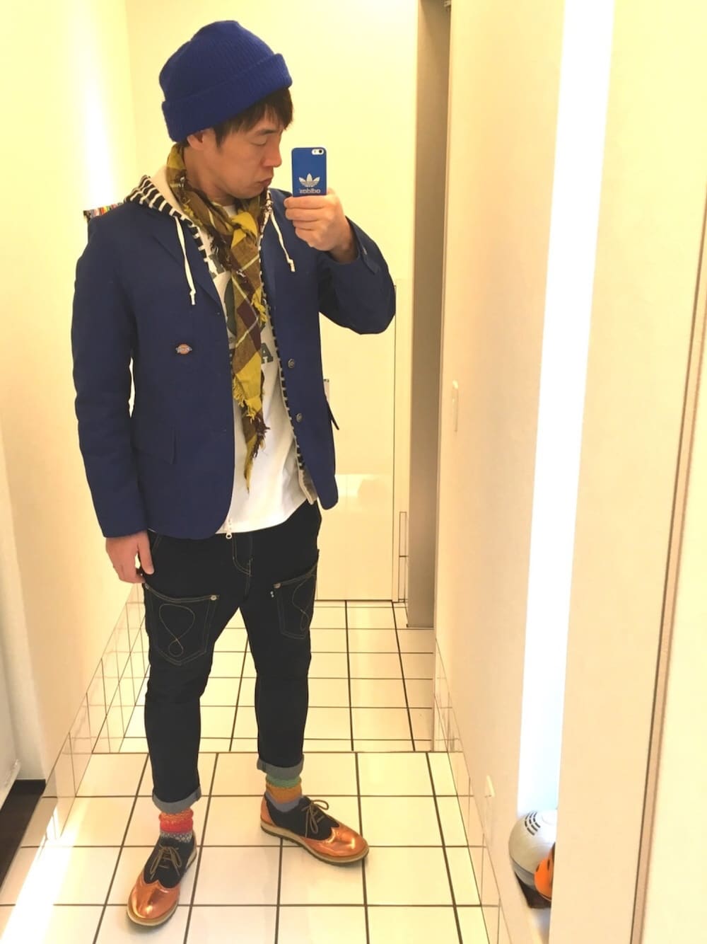 「CABANE de ZUCCa、Dickies、UNIQLO、A BATHING APE、mercibeaucoup,、ストール、ジャケット」｜「mercibeaucoup,のアイテム（シューズ、その他）」を使った、流山ＲＥＤＳさん（メンズ・180cm）の春コーディネートの1枚目の写真