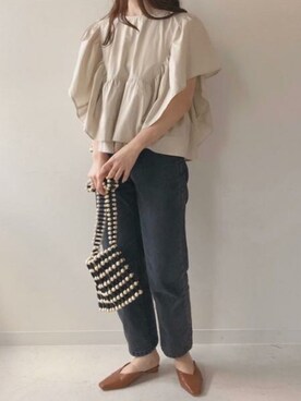「Bab（バブ）の【WEB限定】ウッドビーズミニショルダーバッグ/ナチュラルスクエアBAG（ショルダーバッグ）」を使った、Bou Jeloudさん（レディース・160cm）の春コーディネート