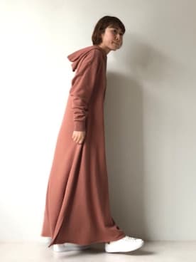 「Bou Jeloud（ブージュルード）のアイテム（スニーカー）」を使った、Bou Jeloudさん（レディース・154cm）の夏コーディネート
