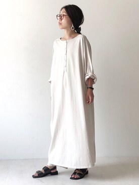 「Bab（バブ）のアイテム（サンダル）」を使った、Bou Jeloudさん（レディース・160cm）の夏コーディネート