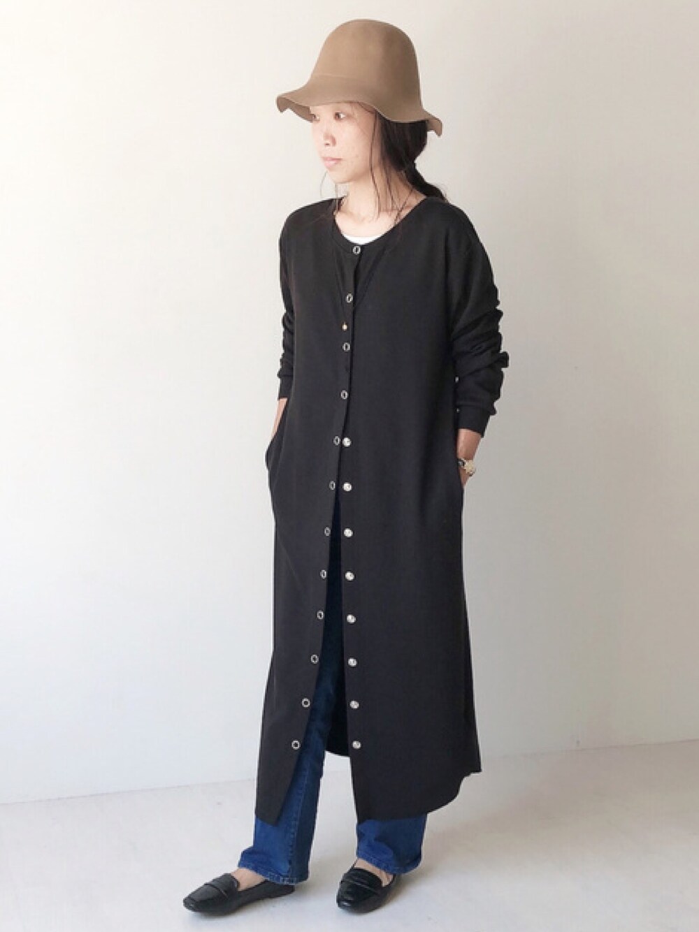 「ラブアンドピース2020、秋コーデ、大人カジュアル、秋服、今日のコーデ、ブラックコーデ」｜「Bou Jeloudの4wayワンピカーディガン（カーディガン/ボレロ、ブラック系）」を使った、Bou Jeloudさん（レディース・160cm）の秋コーディネートの1枚目の写真