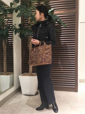 「レザーコーデ」｜「アイテム（その他アウター）」を使った、Bou Jeloudさん（レディース・163cm）の秋コーディネート