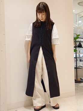 「アイテム（デニムパンツ、ベージュ系）」を使った、Bou Jeloudさん（レディース・159cm）の夏コーディネート