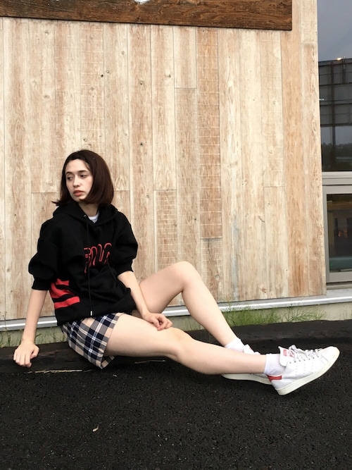 大釜ケリーさんのコーディネート