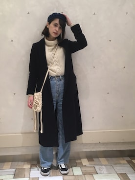 「allureville（アルアバイル）のアイテム（チェスターコート）」を使った、大釜ケリーさん（レディース・165cm）の冬コーディネート