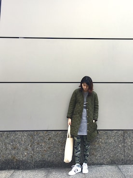 「Barbour（バブアー）のアイテム（その他アウター）」を使った、大釜ケリーさん（レディース・165cm）の春コーディネート