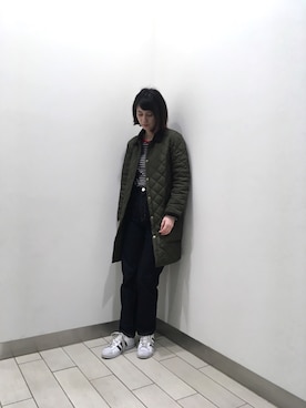 「BRIEFING（ブリーフィング）のアイテム」を使った、大釜ケリーさん（レディース・165cm）の春コーディネート