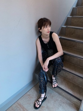 「EN ROUTE（アンルート）のアイテム」を使った、大釜ケリーさん（レディース・165cm）の秋コーディネート