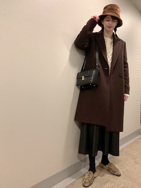 「JEANASIS（ジーナシス）のアイテム（帽子）」を使った、大釜ケリーさん（レディース・165cm）の冬コーディネート