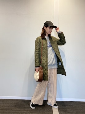 「Barbour（バブアー）のアイテム（その他アウター）」を使った、大釜ケリーさん（レディース・165cm）の冬コーディネート