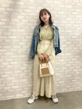 「Te chichi（テチチ）のアイテム」を使った、大釜ケリーさん（レディース・165cm）の春コーディネート