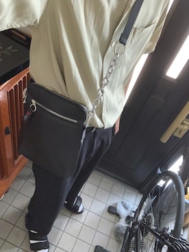 「GU（ジーユー）のアイテム（トップス、ベージュ系）」を使った、つかじさん（メンズ・180cm）の春コーディネート