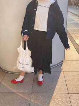 「one after another NICE CLAUP（ワンアフターアナザーナイスクラップ）のアイテム（デニムジャケット）」を使った、hinahina25さん（レディース・165cm）の春コーディネート