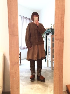 「アイテム（ノーカラージャケット）」を使った、シオさん（レディース・155cm・40代）の春コーディネート